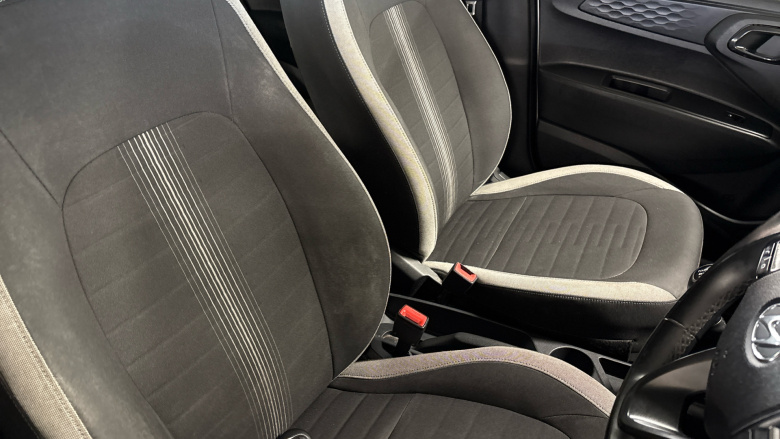 Hyundai i10 1.0 MPi SE Connect 5dr Petrol Hatchback
